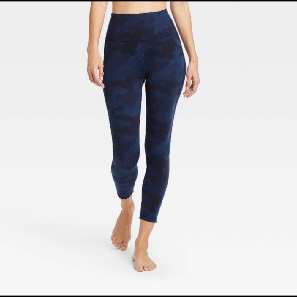 All-in-Motion Blue Camo 7/8 Leggings